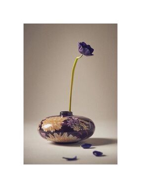 Anthropologie Jade Ceramic Floral Vase | Purple & Cream | 8” x 2” | Like New